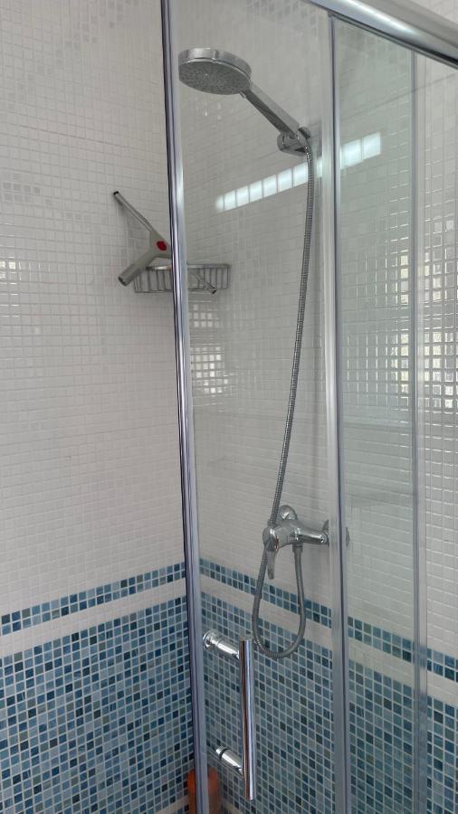 Amazing 2 Bedroom Apartment Near Beach With Pool Lagos Extérieur photo